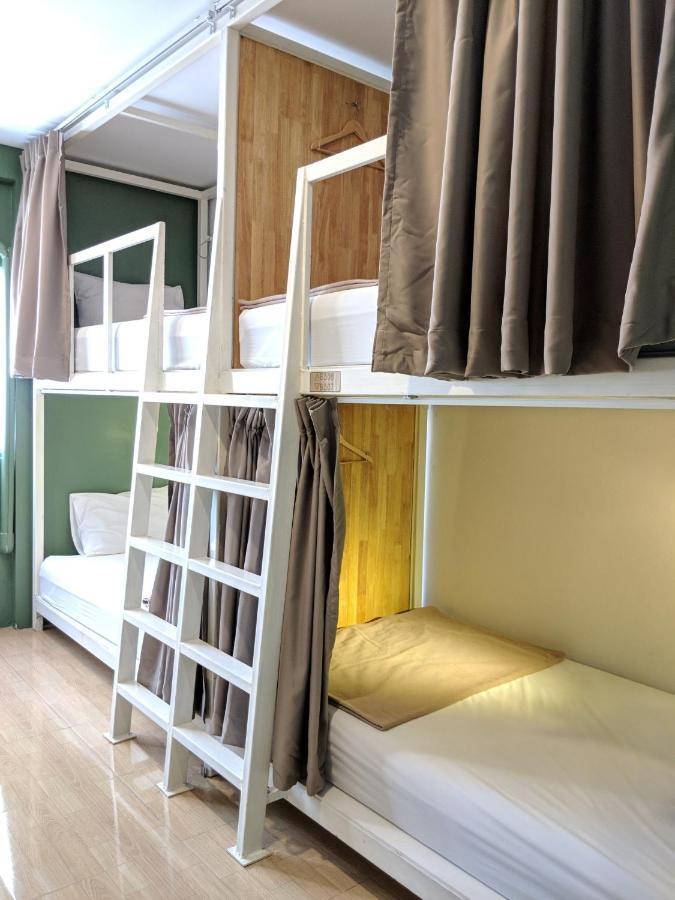 Baan Baan Hostel - Sha Plus Phuket Εξωτερικό φωτογραφία