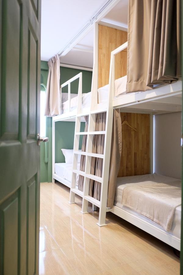 Baan Baan Hostel - Sha Plus Phuket Εξωτερικό φωτογραφία