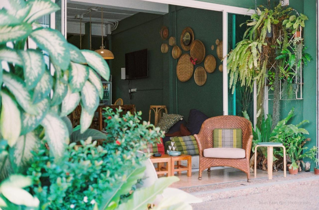 Baan Baan Hostel - Sha Plus Phuket Εξωτερικό φωτογραφία